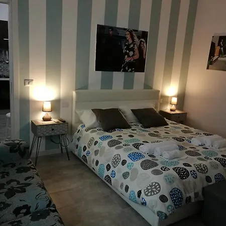 A Casa Dell'artista Nocleg ze śniadaniem 3*